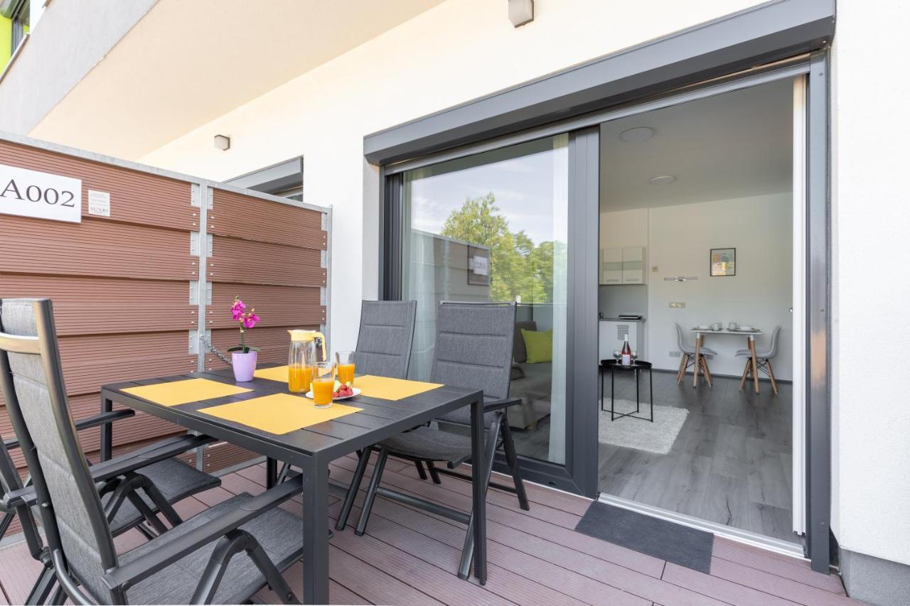 Pauzo Balaton Aparthotel Balatonföldvár Екстериор снимка