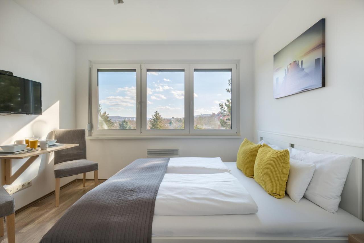 Pauzo Balaton Aparthotel Balatonföldvár Екстериор снимка
